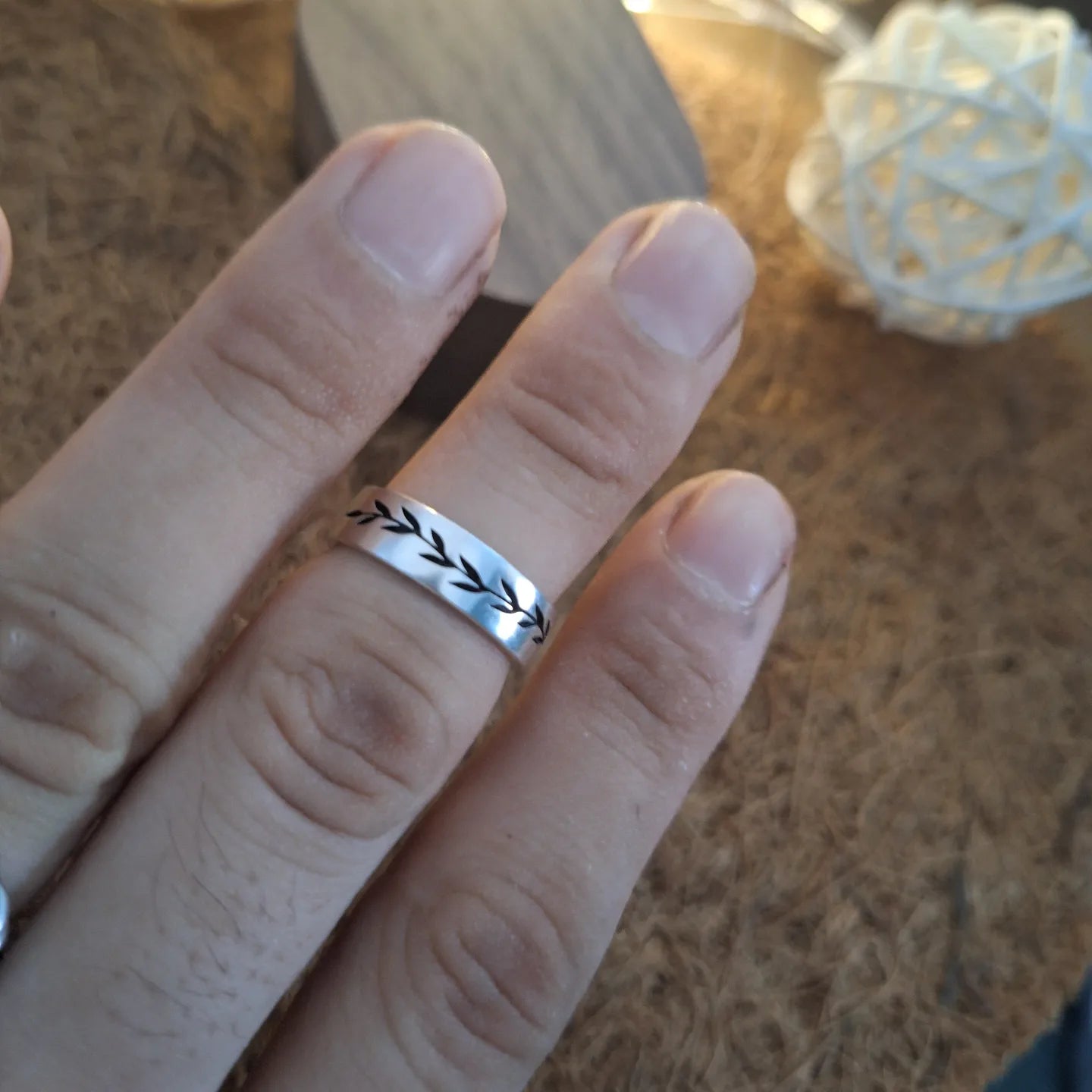 Anillo ramita de olivo.