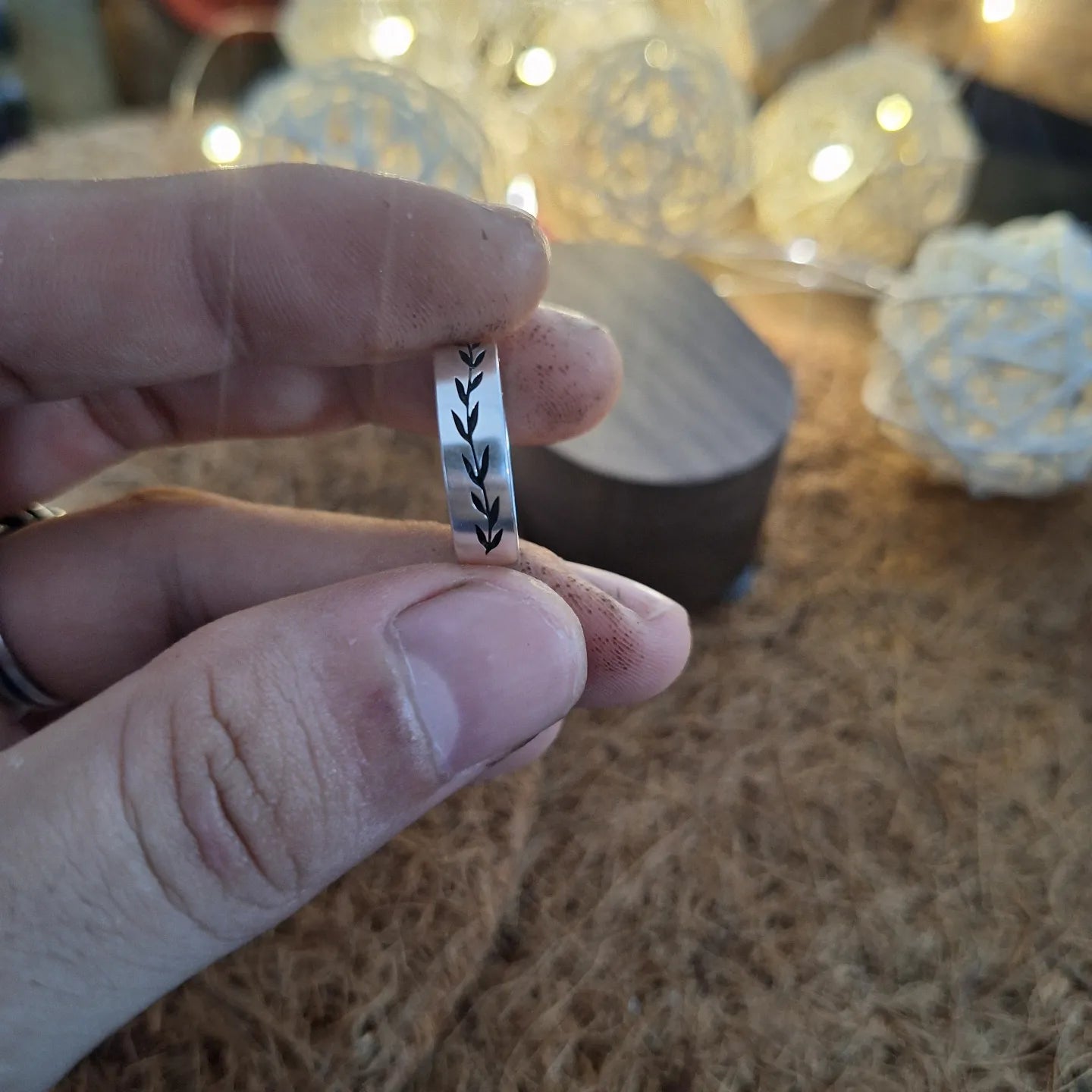Anillo ramita de olivo.