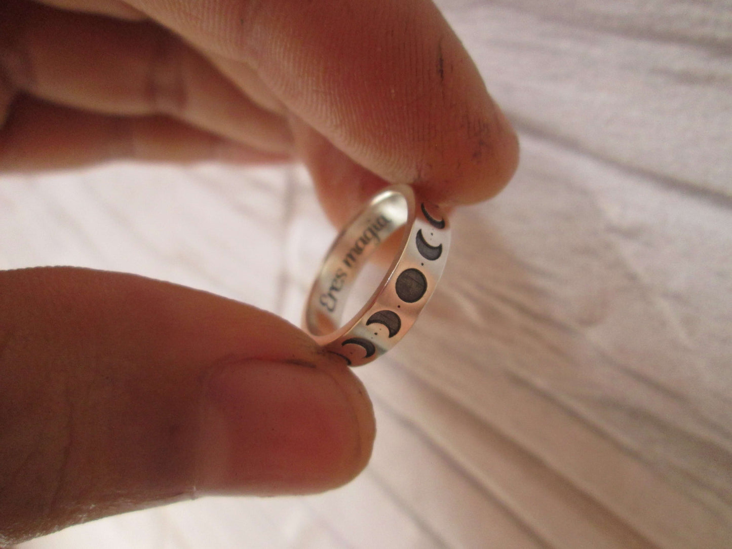 Anillo fases lunares Grabado.