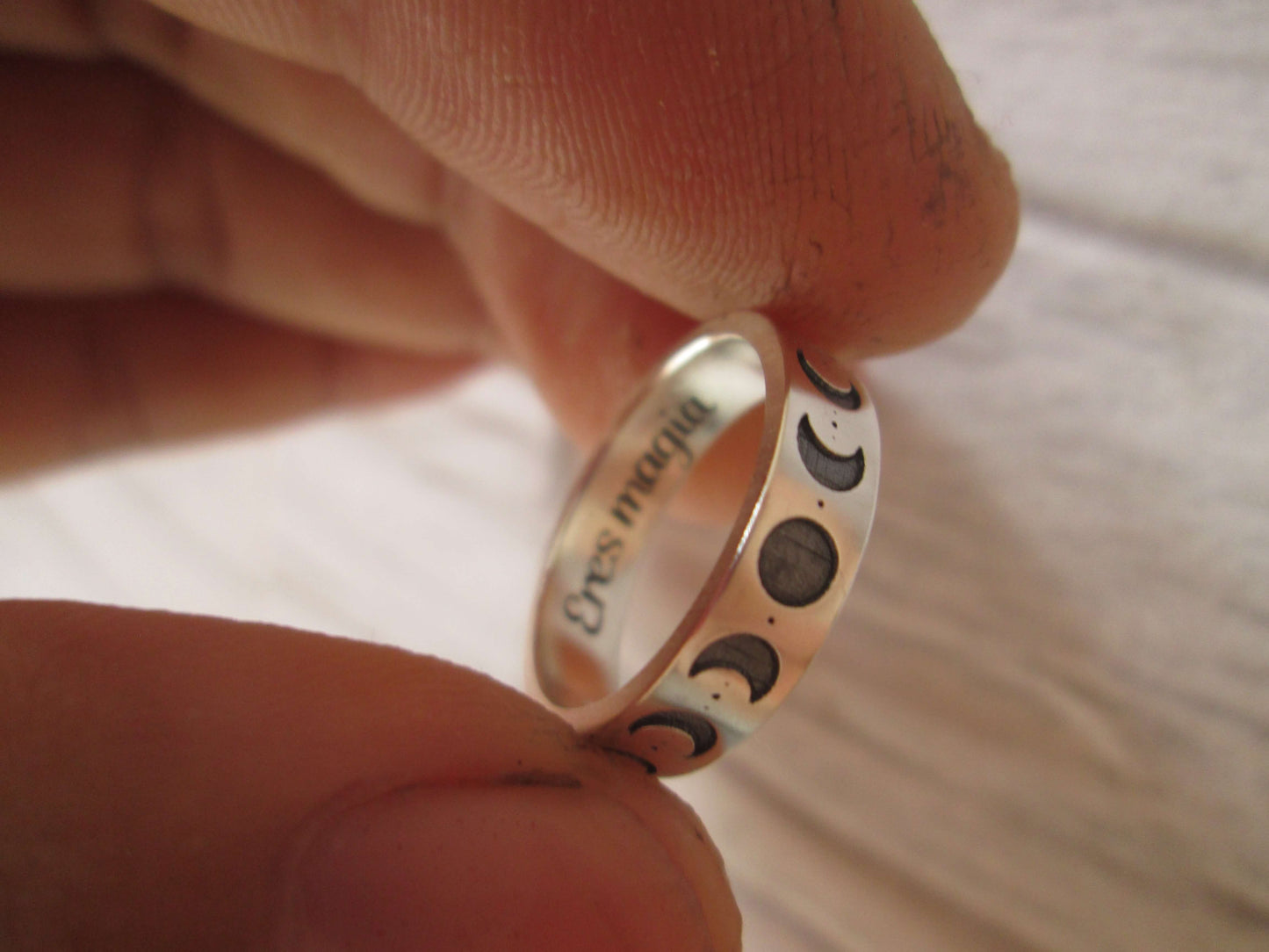 Anillo fases lunares Grabado.
