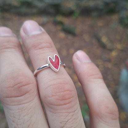 Anillo corazón esmaltado